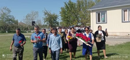 Sabirabad rayon Qaragüney Kənd i.Qasimov adına 1saylı tam orta məktəbində anım günü tədbiri