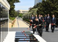 TBMM-in nümayəndə heyəti Fəxri xiyabanı, Şəhidlər xiyabanını və “Türk şəhidliyi” abidəsini ziyarət edib