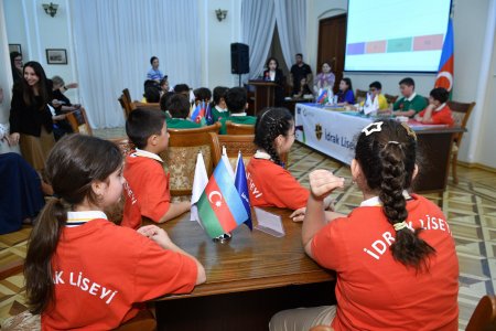 Muzeydə 28 May - Müstəqillik gününə həsr olunmuş intellektual tədbir keçirilib