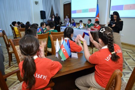 Muzeydə 28 May - Müstəqillik gününə həsr olunmuş intellektual tədbir keçirilib