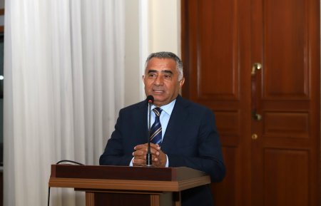 Milli Azərbaycan Tarixi Muzeyində 1 iyun Uşaqların Beynəlxalq Müdafiəsi gününə həsr olunmuş “Tarixin uşaq izləri” adlı sərgi keçirildi Milli Azərbaycan Tarixi Muzeyində 1 iyun Uşaqların Beynəlxalq Müdafiəsi gününə həsr olunmuş “Tarixin uşaq izləri” adlı sərgi keçirildi